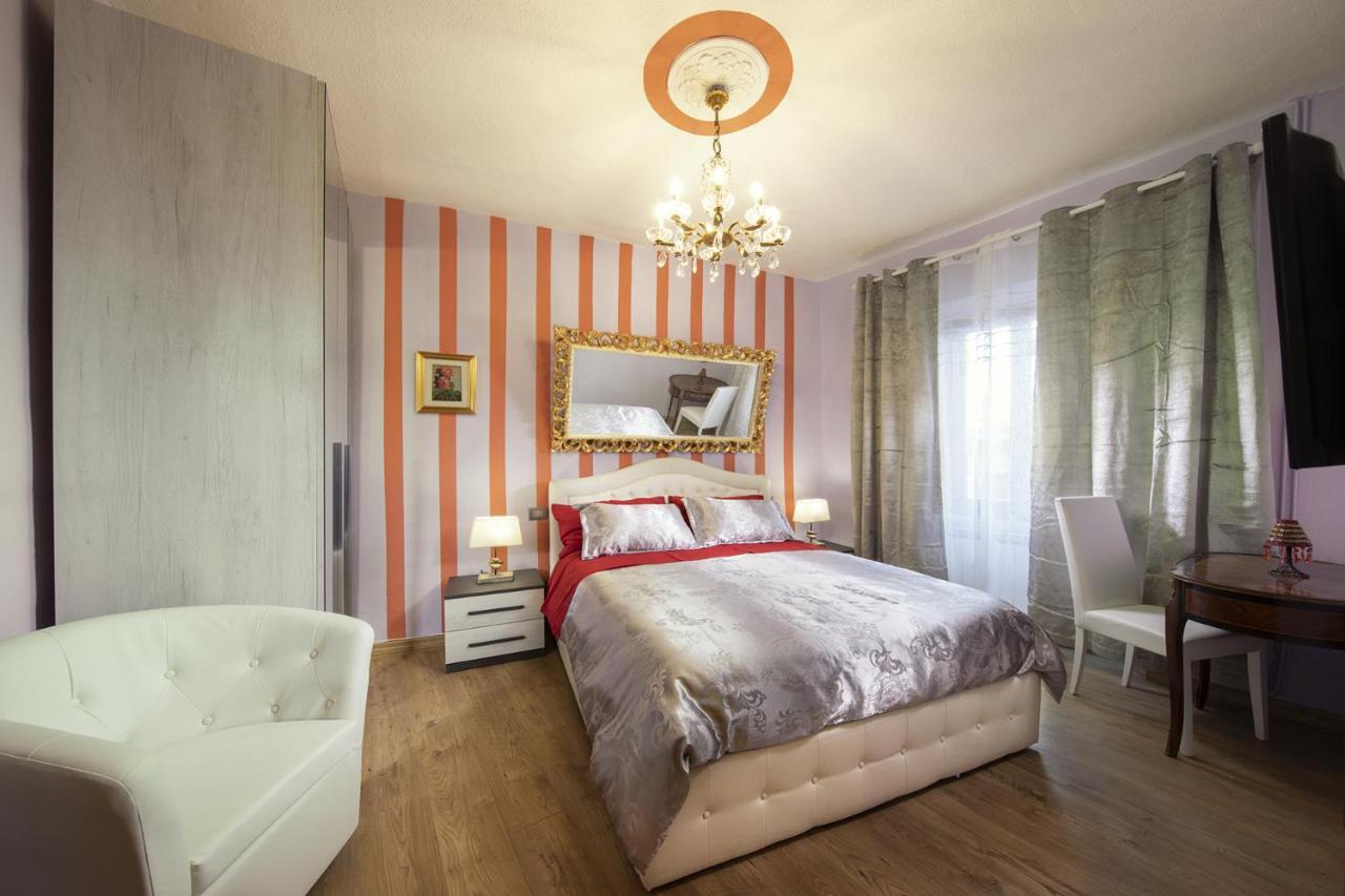 La Togata Hotellerie de Charme - Relais il Pozzo Montalcino Esterno foto