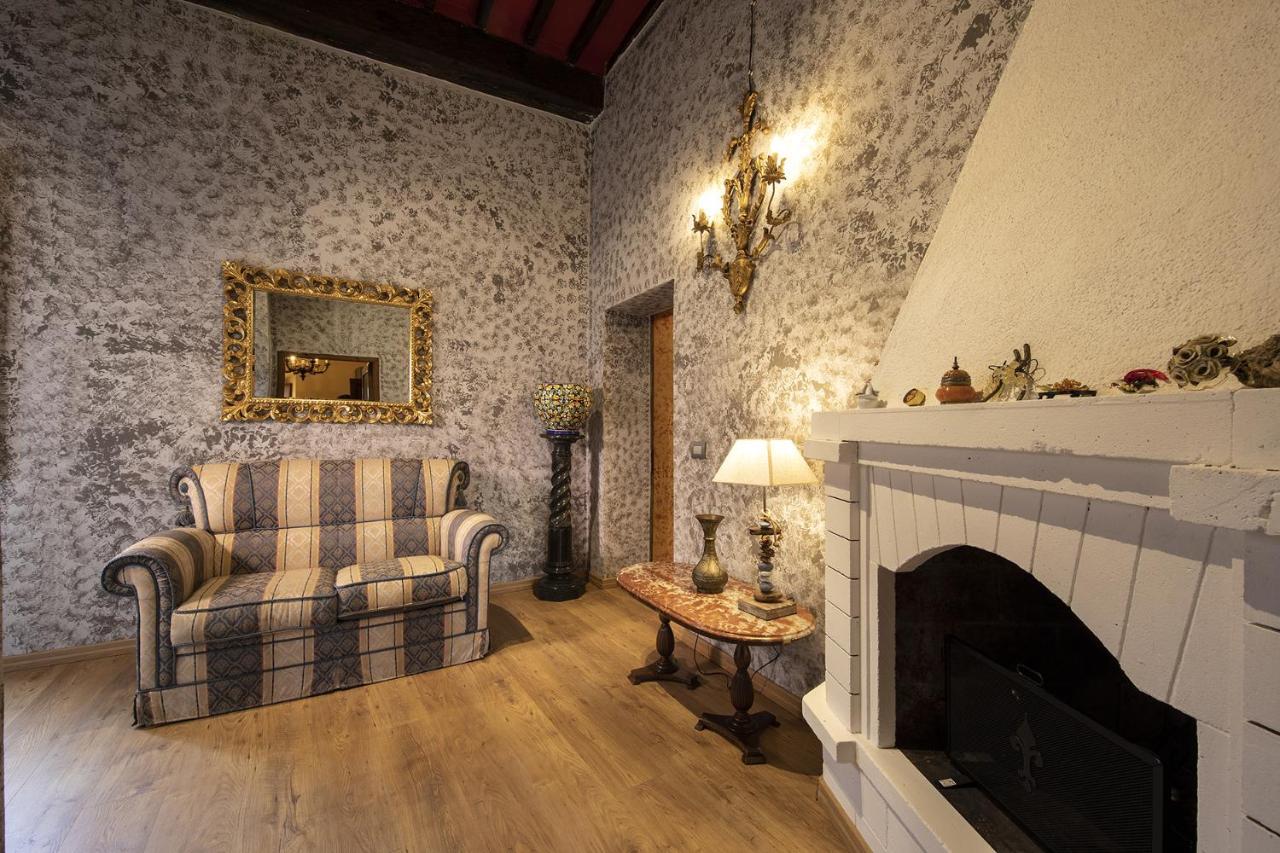 La Togata Hotellerie de Charme - Relais il Pozzo Montalcino Esterno foto